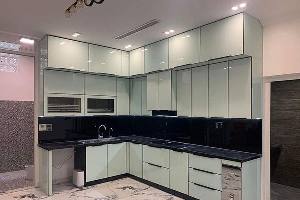 Tủ rượu nội thất bằng nhôm cao cấp